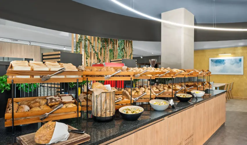 Park Inn by Radisson S�rv�r Resort & Spa S�rv�r - Locsol�s helyett laz�t�s