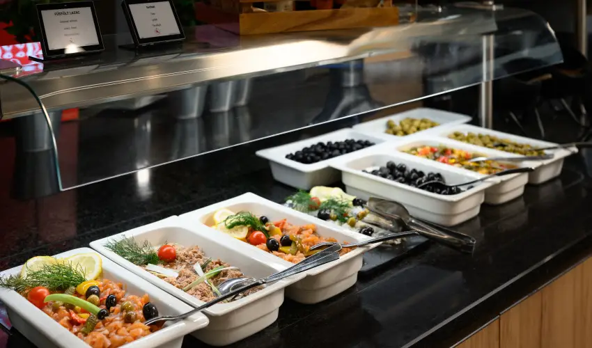 Park Inn by Radisson S�rv�r Resort & Spa S�rv�r - Locsol�s helyett laz�t�s