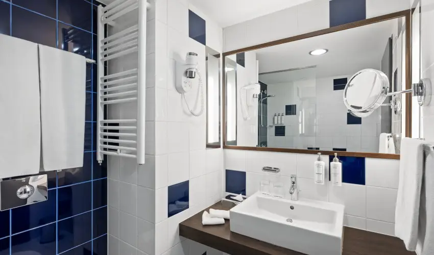 Park Inn by Radisson S�rv�r Resort & Spa S�rv�r - Locsol�s helyett laz�t�s
