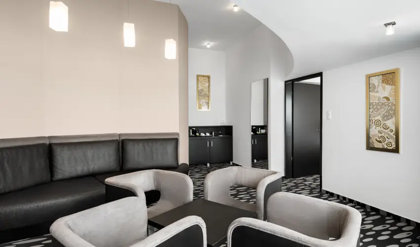 Park Inn by Radisson S�rv�r Resort & Spa S�rv�r - Locsol�s helyett laz�t�s