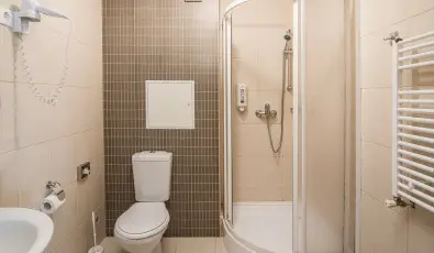 Hotel Piroska Bk, Bkfrd