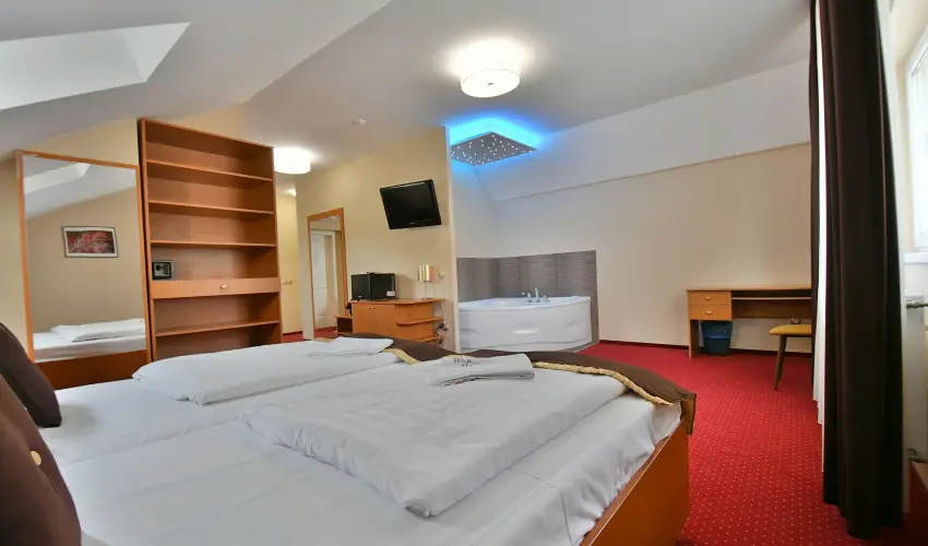 Hotel Platán Székesfehérvár Székesfehérvár - Húsvét