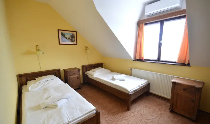 Rvsz Hotel, tterem & Rosa Spa Gyr - Hsvt 