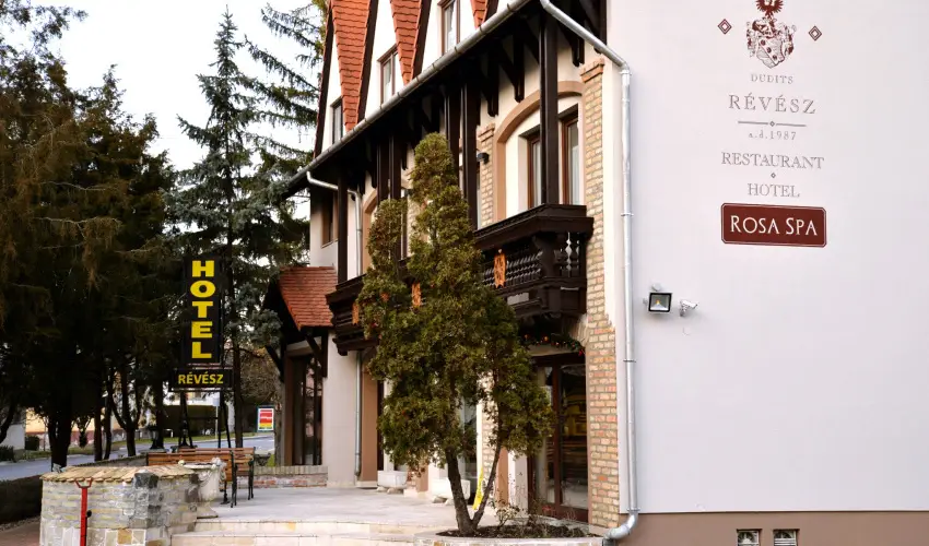 Rvsz Hotel, tterem & Rosa Spa Gyr - Hsvt 