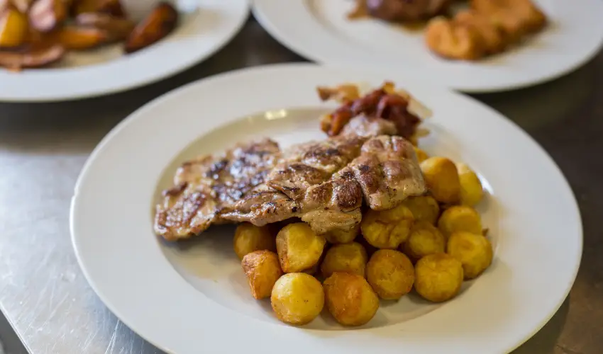 Rvsz Hotel, tterem & Rosa Spa Gyr - Hsvt 