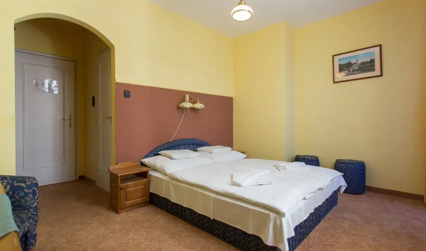 Rvsz Hotel, tterem & Rosa Spa Gyr - Hsvt 