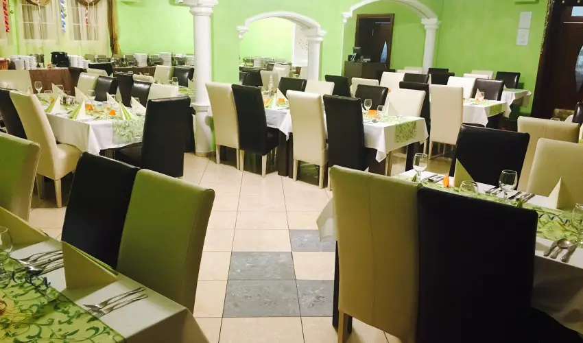 Hotel Rudolf Hajd�szoboszl� - H�sv�t - teljes el�refizet�ssel