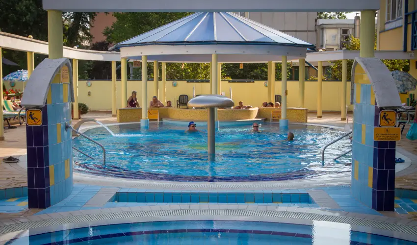 Hotel Rudolf Hajd�szoboszl� - H�sv�t - teljes el�refizet�ssel