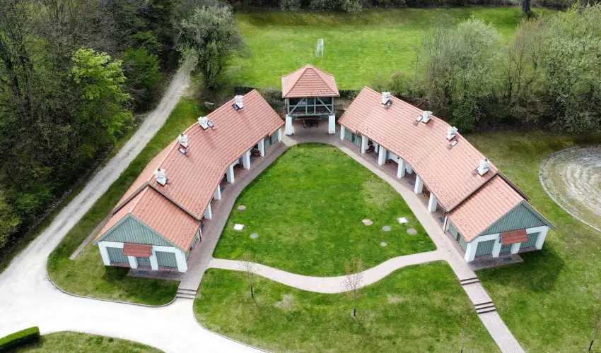 Hotel Szpalma Porva-Szpalmapuszta - Hsvt