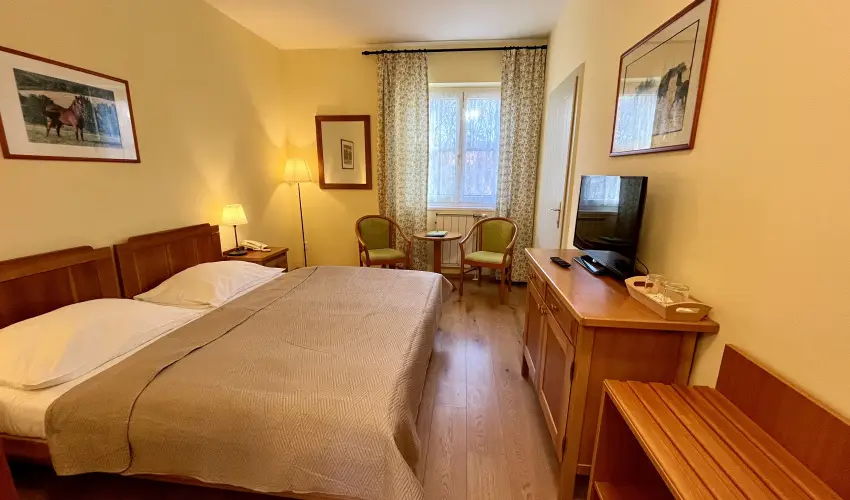 Hotel Szpalma Porva-Szpalmapuszta - Hsvt