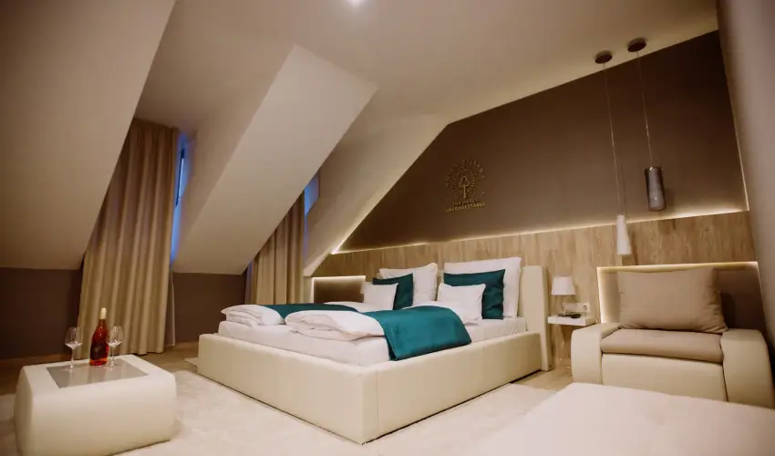 The Hotel Unforgettable - Hotel Tiliana by Homoky Hotels Budapest - Hsvt - teljes elrefizetssel