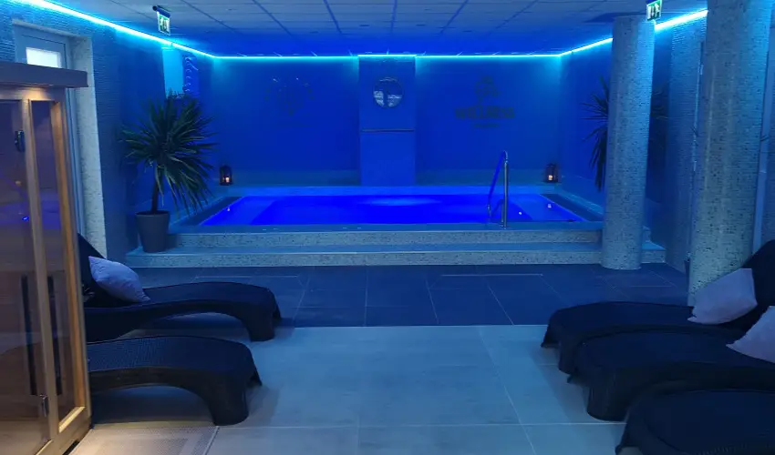 The Hotel Unforgettable - Hotel Tiliana by Homoky Hotels Budapest - Hsvt - teljes elrefizetssel