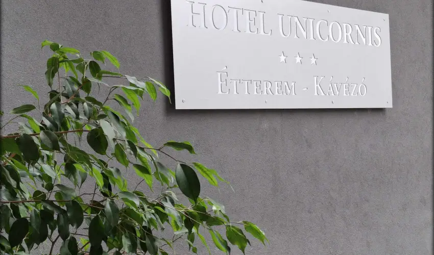 Hotel Unicornis Eger - H�sv�t