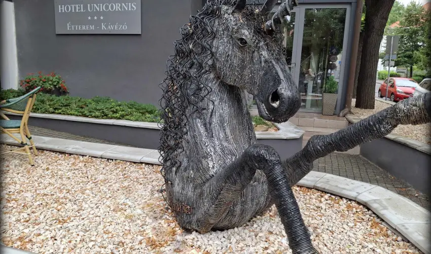 Hotel Unicornis Eger - H�sv�t