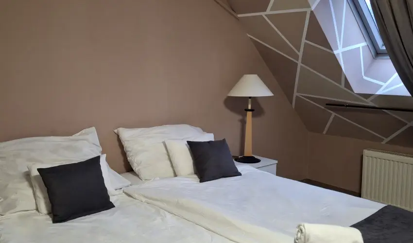 Hotel Unicornis Eger - H�sv�t