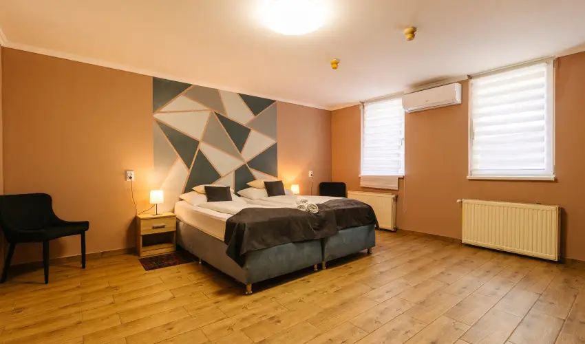 Hotel Unicornis Eger - H�sv�t