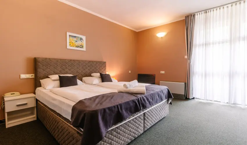 Hotel Unicornis Eger - H�sv�t