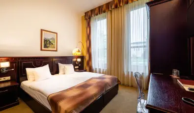 Hotel Vcsecity Herndvcse