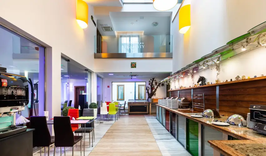 Hotel Vcsecity Herndvcse - Hsvt