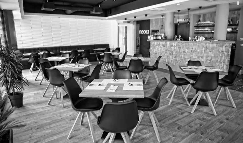 Hotel Vikt�ria S�rv�r - H�sv�t (min. 2 �j)