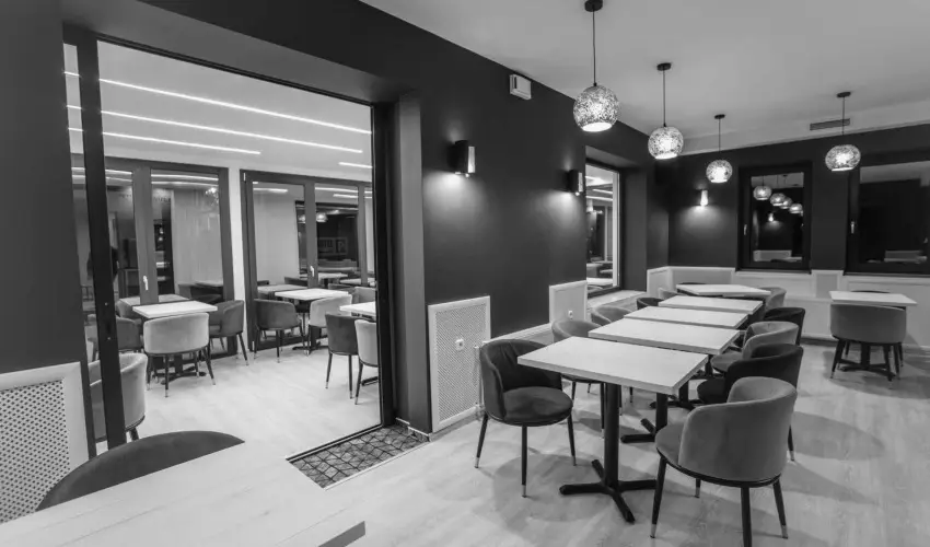 Hotel Vikt�ria S�rv�r - H�sv�t (min. 2 �j)