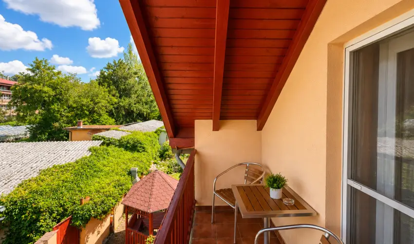 Hotel Vikt�ria S�rv�r - H�sv�t