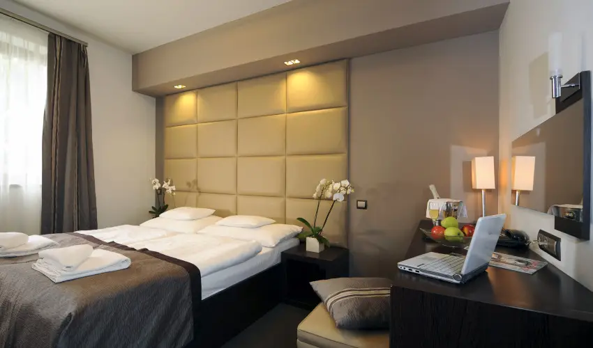 Hotel Villa V�lgy Eger - H�sv�t (min. 3 �j)