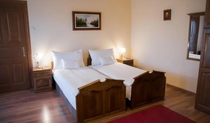 Hotel Vinum Wellness s Konferencia Hotel Kiskrs - Hsvt