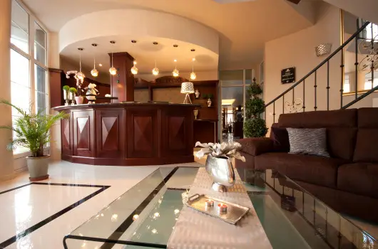 Hotel Xavin - H�sv�t (min. 2 �j)