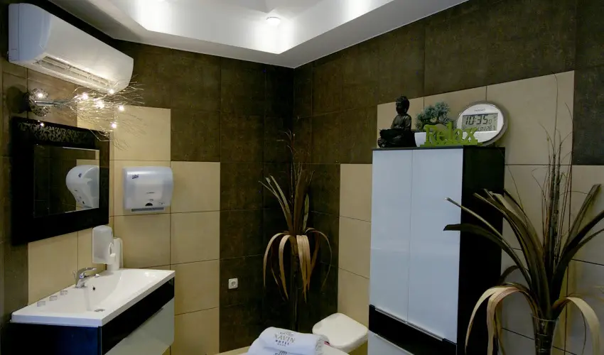 Hotel Xavin Hark�ny - H�sv�t (min. 2 �j)