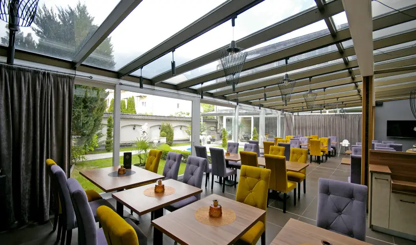 Hotel Xavin Hark�ny - H�sv�t (min. 2 �j)