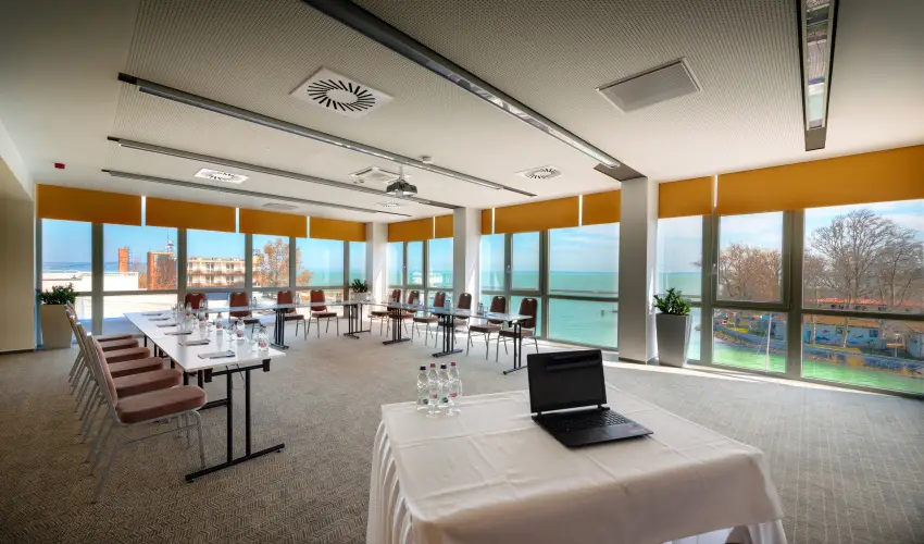 Hotel Yacht Wellness & Business Sifok - Hsvt