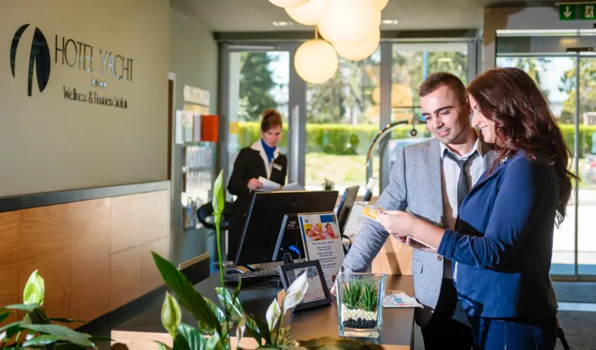 Hotel Yacht Wellness & Business Sifok - Hsvt