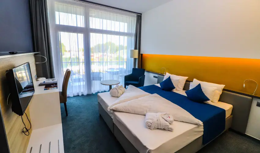 Hotel Yacht Wellness & Business Sifok - Hsvt