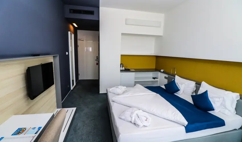 Hotel Yacht Wellness & Business Sifok - Hsvt