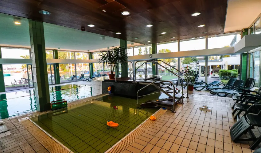 Hotel Yacht Wellness & Business Sifok - Hsvt