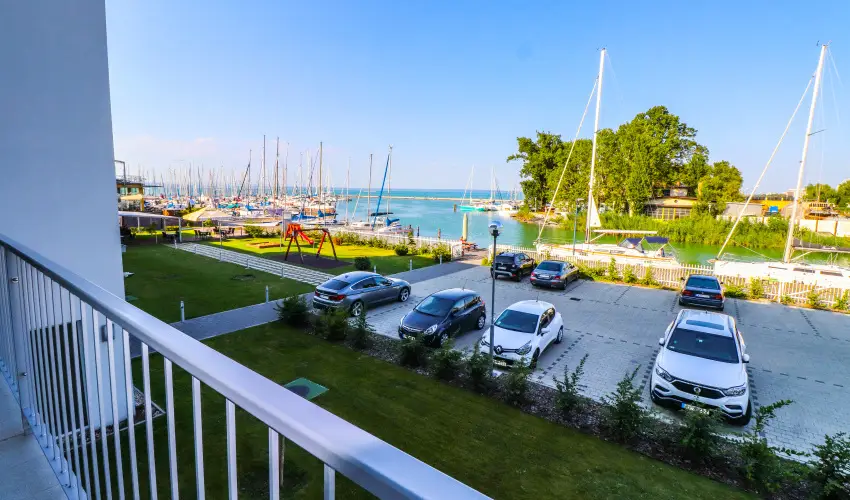 Hotel Yacht Wellness & Business Sifok - Hsvt