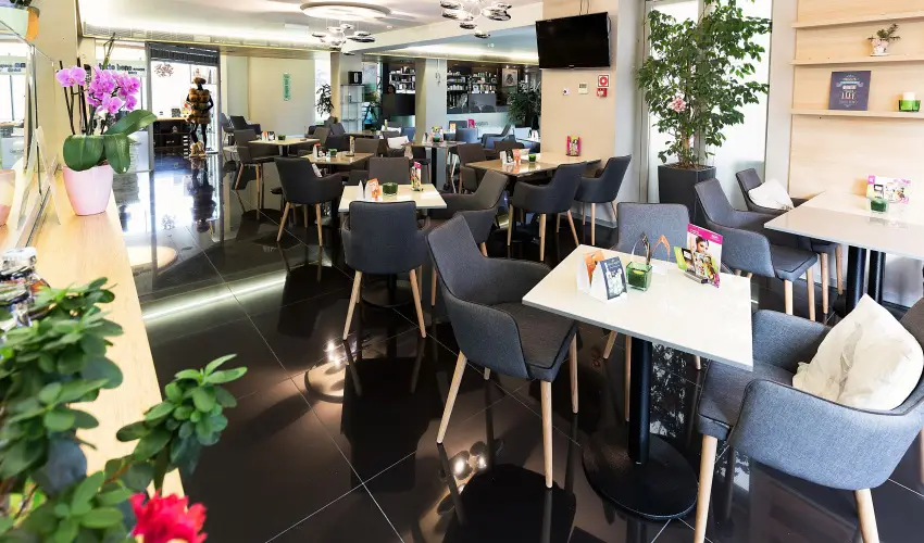 Hotel Zena Hvz - Hsvt 