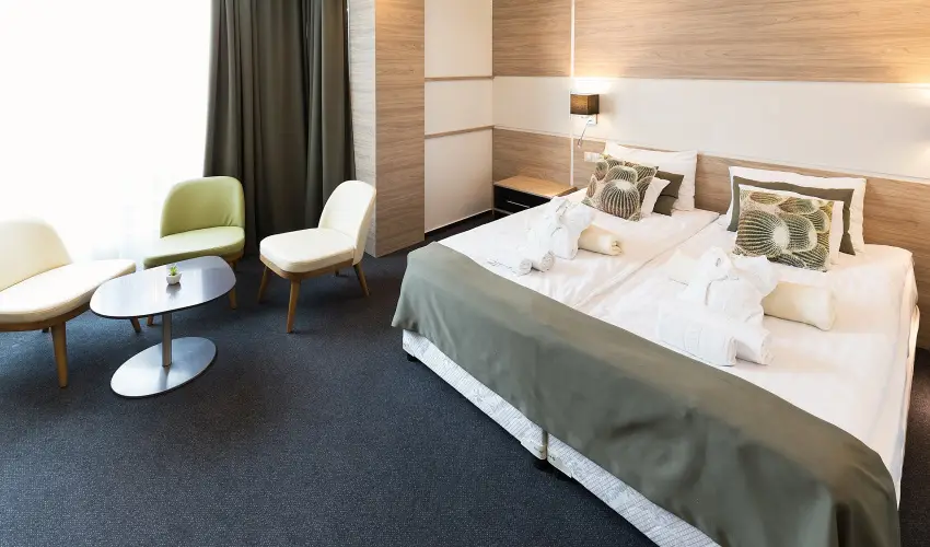 Hotel Zena Hvz - Hsvt 