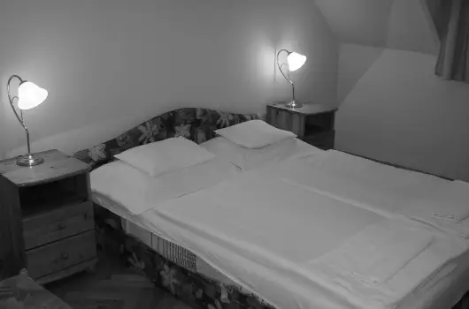 Therm�l Apartmanh�z - H�sv�t