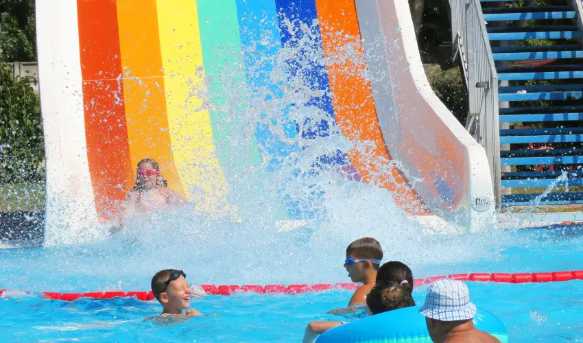 Therm�l Apartmanh�z Kom�rom - H�sv�t