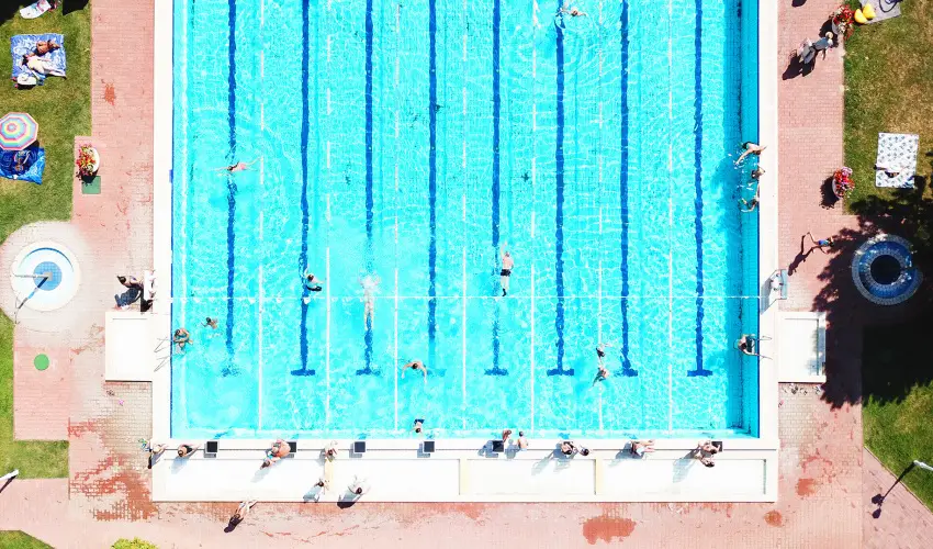 Therm�l Apartmanh�z Kom�rom - H�sv�t