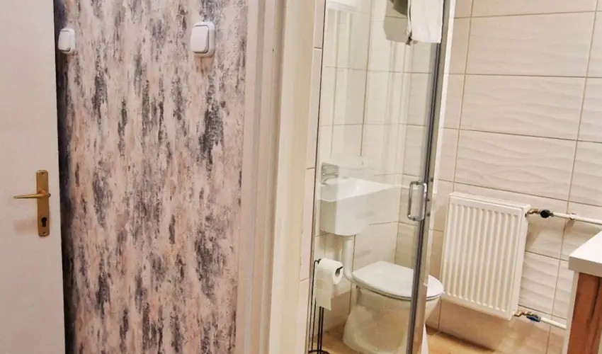 Therm�l Apartmanh�z Kom�rom - H�sv�t