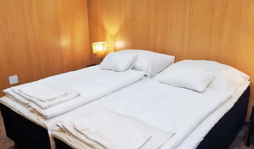 Therm�l Apartmanh�z Kom�rom - H�sv�t