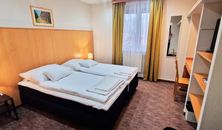 Therm�l Apartmanh�z Kom�rom - H�sv�t