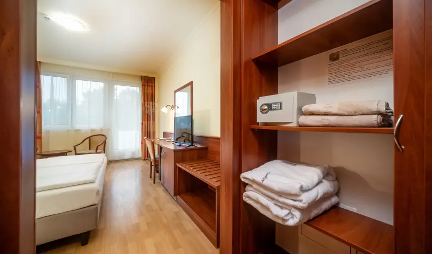 Hungarospa Thermal Hotel Hajdszoboszl - Hsvt (min. 2 j)