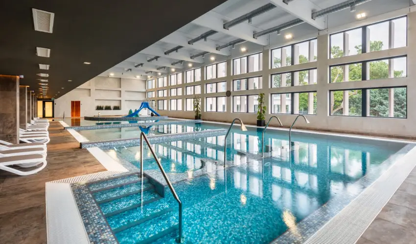 Hunguest Hotel B�l Resort Balatonalm�di - H�sv�ti h�tv�ge (min. 3 �j)