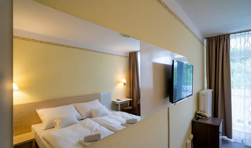 Hotel Hforrs Hajdszoboszl - Hsvt (min. 2 j)