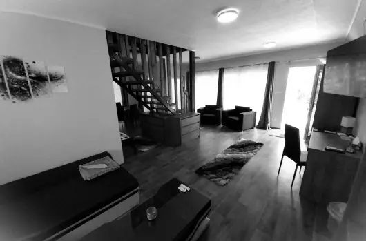 Hunor Vend�gh�z - H�sv�t