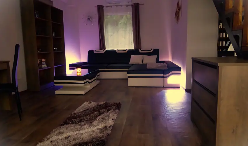 Hunor Vend�gh�z S�toralja�jhely - H�sv�t (min. 2 �j)